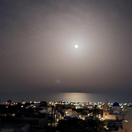 Seaview Apartment ฟิรา ภายนอก รูปภาพ