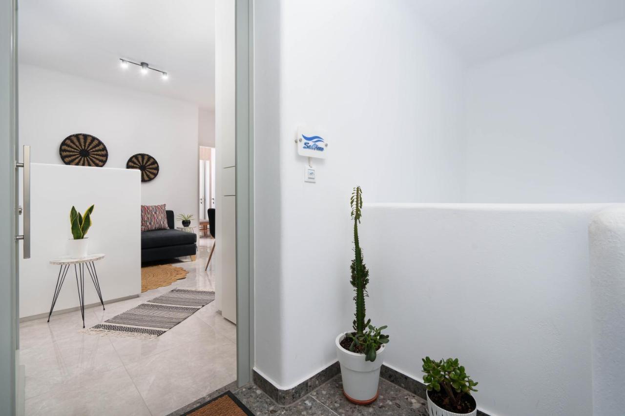 Seaview Apartment ฟิรา ภายนอก รูปภาพ
