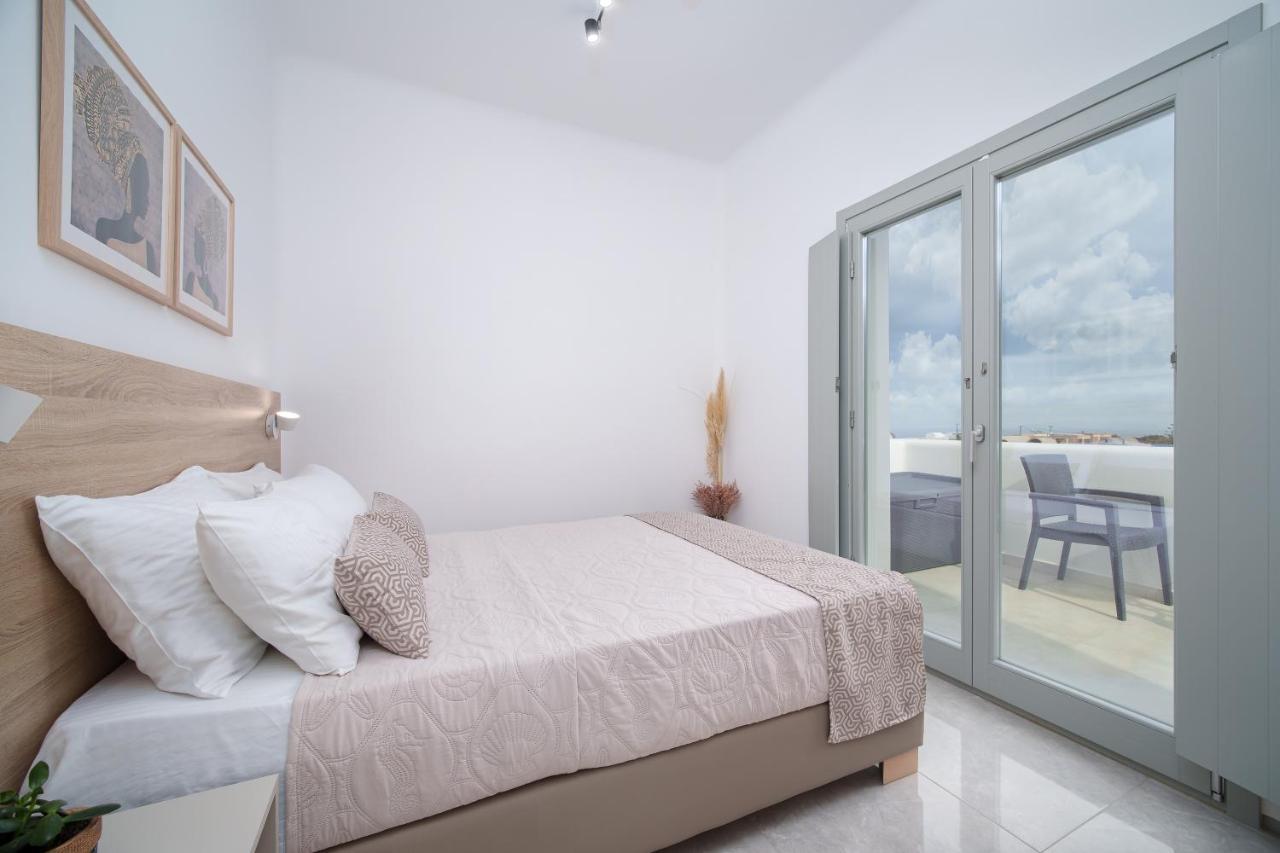 Seaview Apartment ฟิรา ภายนอก รูปภาพ
